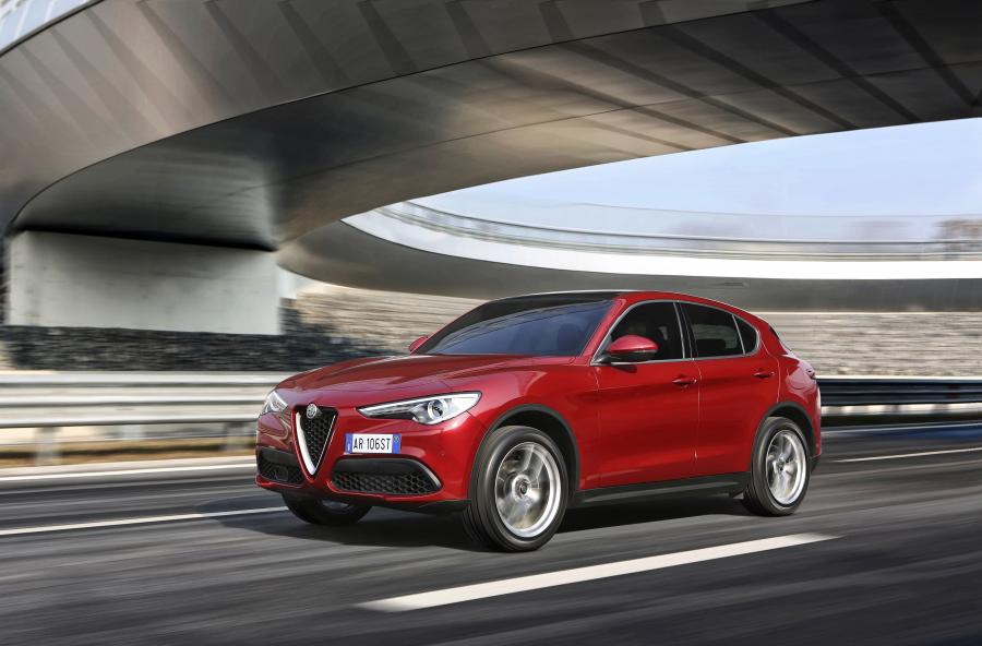  Alfa Romeo Stelvio (949) 2017 года  (WW) (фото 18 из 114)